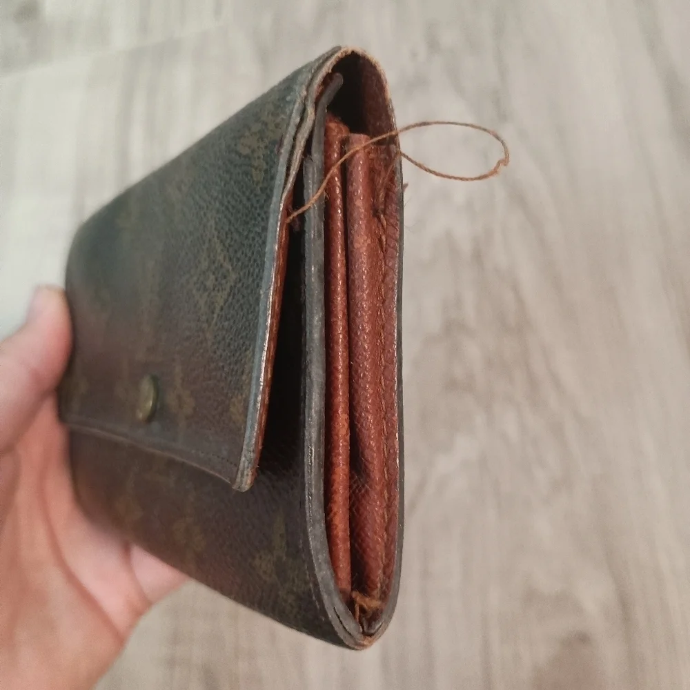 Authentic Louis Vuitton Monogram Canvas Wallet - Brown